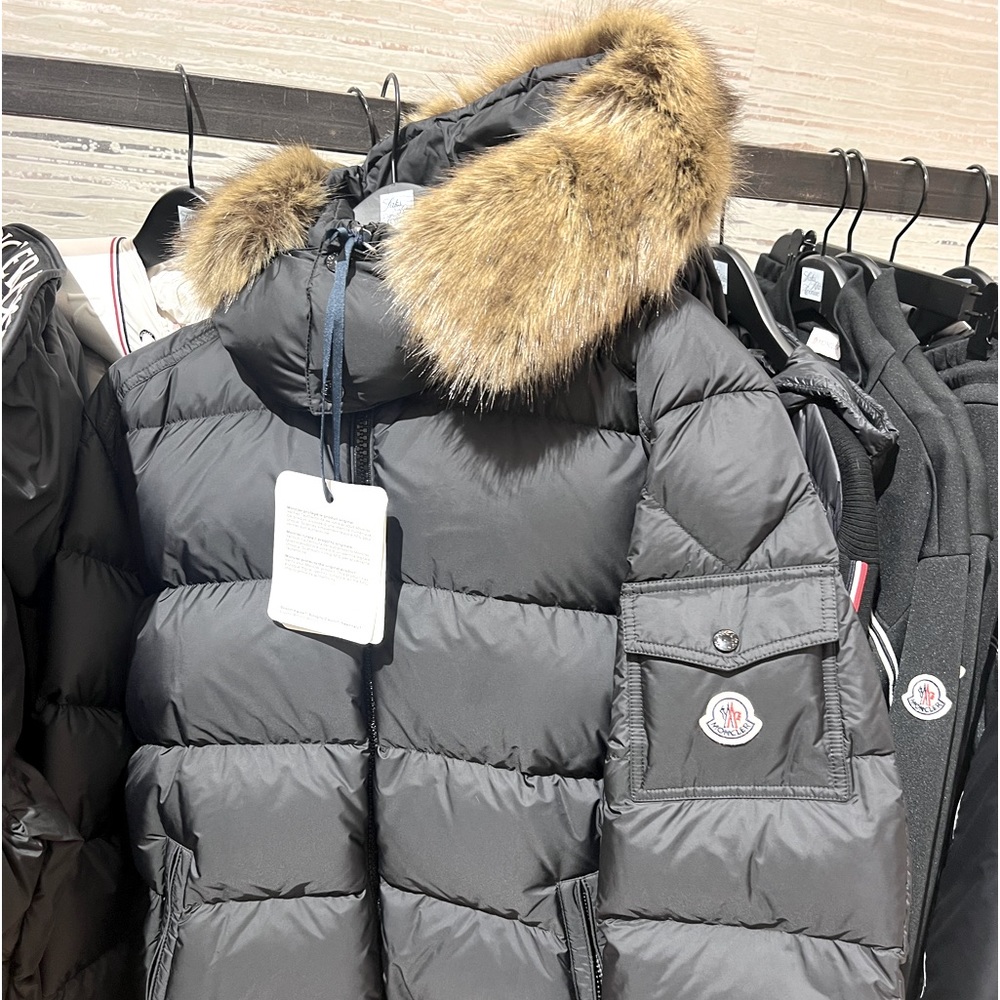 Byron Giubbotto + Guanti Moncler Jt/Gl